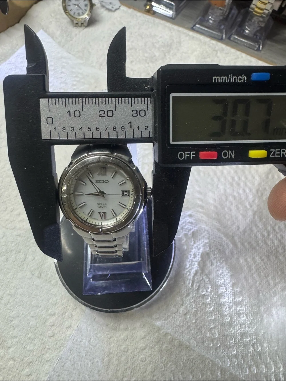 Seiko wristwatch clear